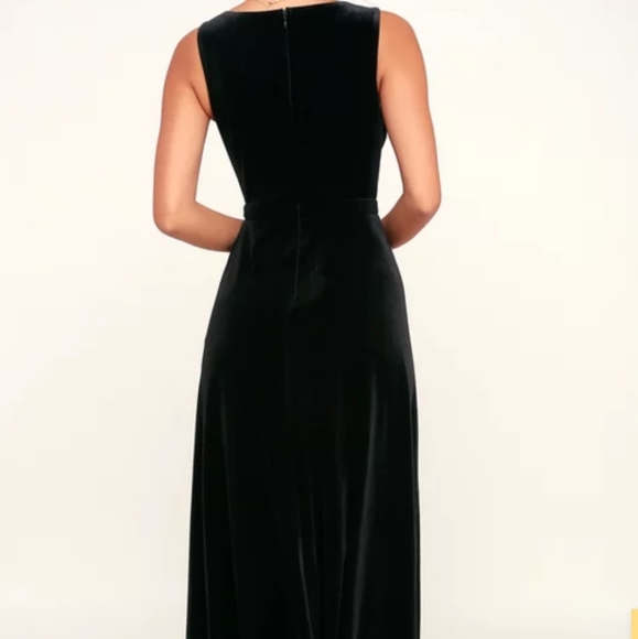 Black maxi, velvet formal dress. - Picture 4 of 7